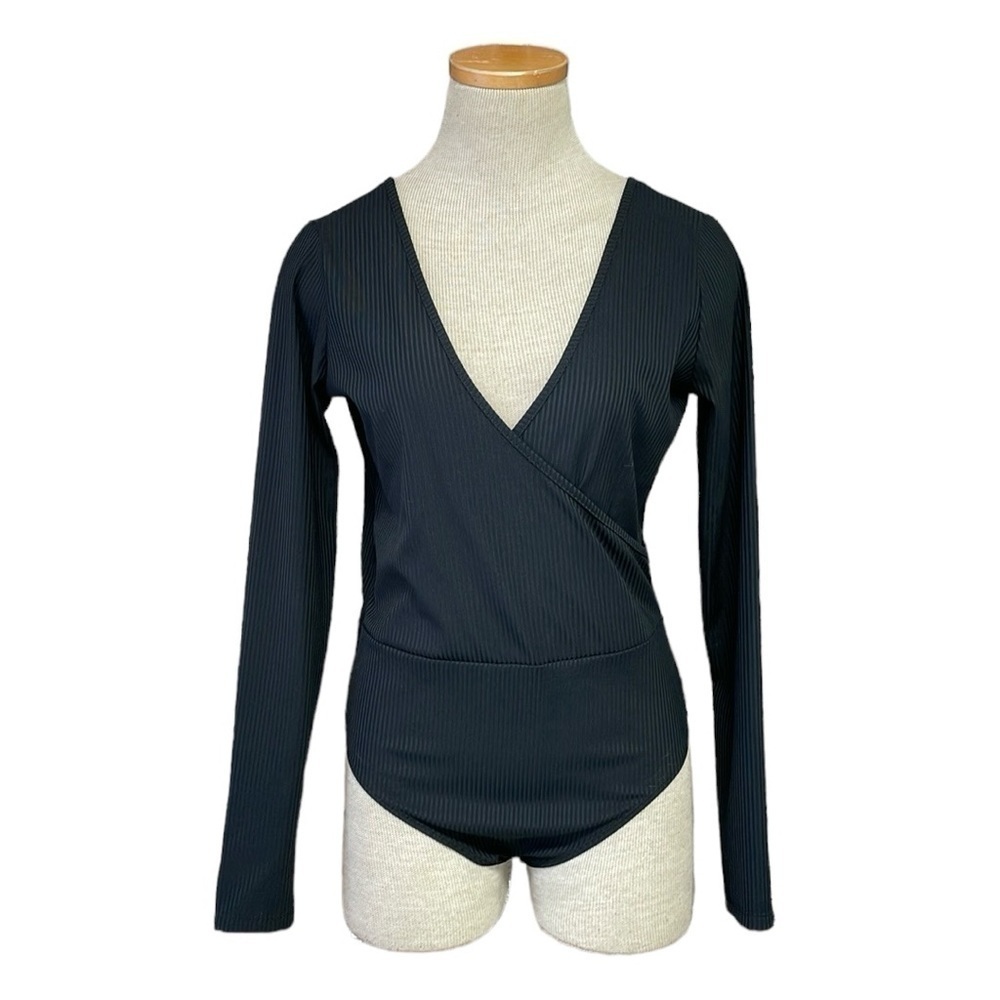 ASOS Bodysuit Women's 6 Black Long Sleeve V-Neck Stretch One-Piece - Picture 1 of 15